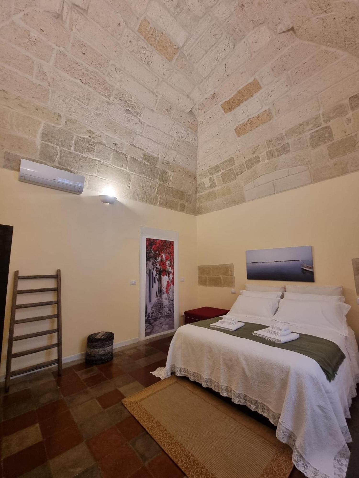 La Volta Bed & Breakfast เลชเช ภายนอก รูปภาพ